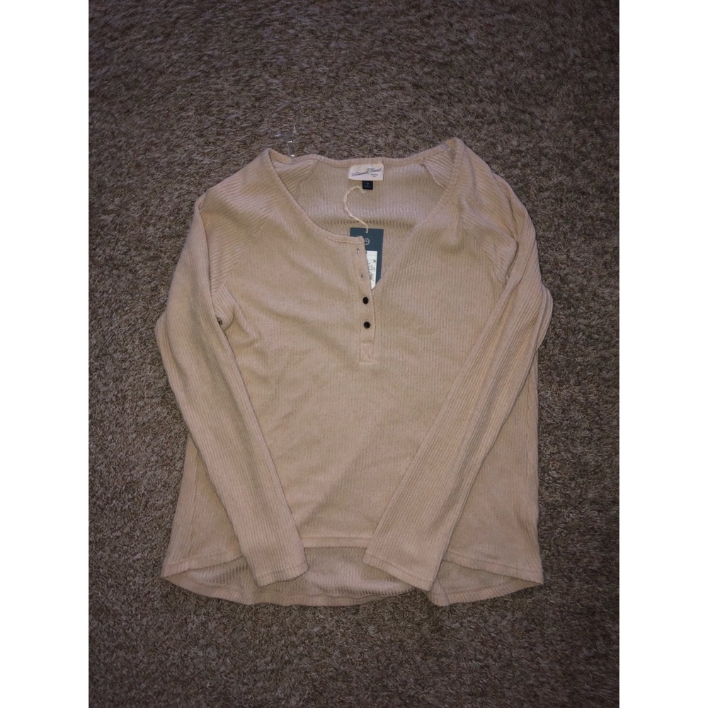 NWT Universal Thread Ribbed Cream Long Sleeve